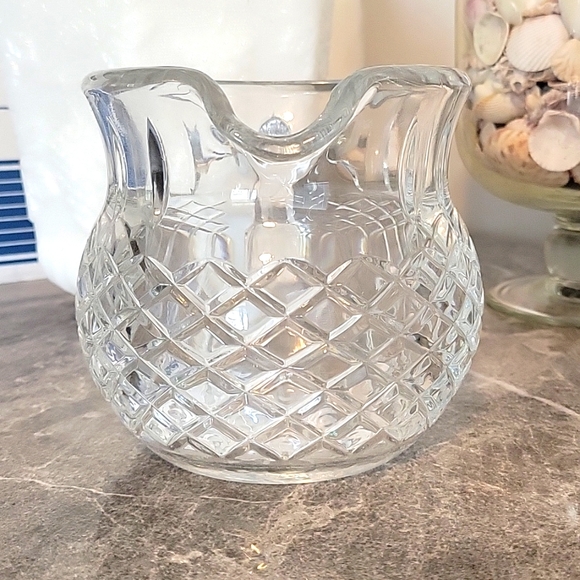 VINTAGE HEAVY CRYSTAL DIAMOND PINEAPPLE STARBURST PATTERN  PITCHER - Picture 4 of 5